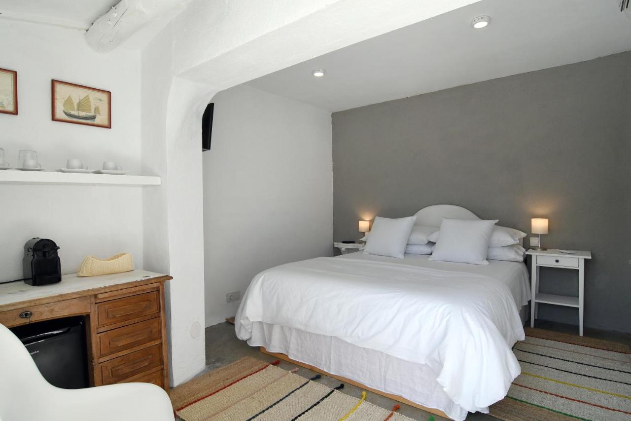Le Rondini Bed and Breakfast Montrás Eksteriør billede